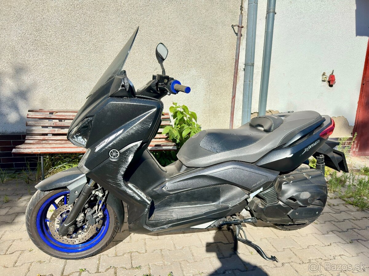 Yamaha x-max 400