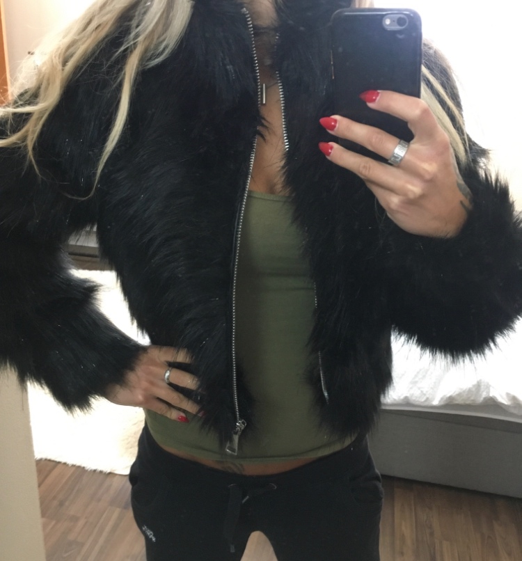 Tally Weijl Kožušinová bundička Luxusná