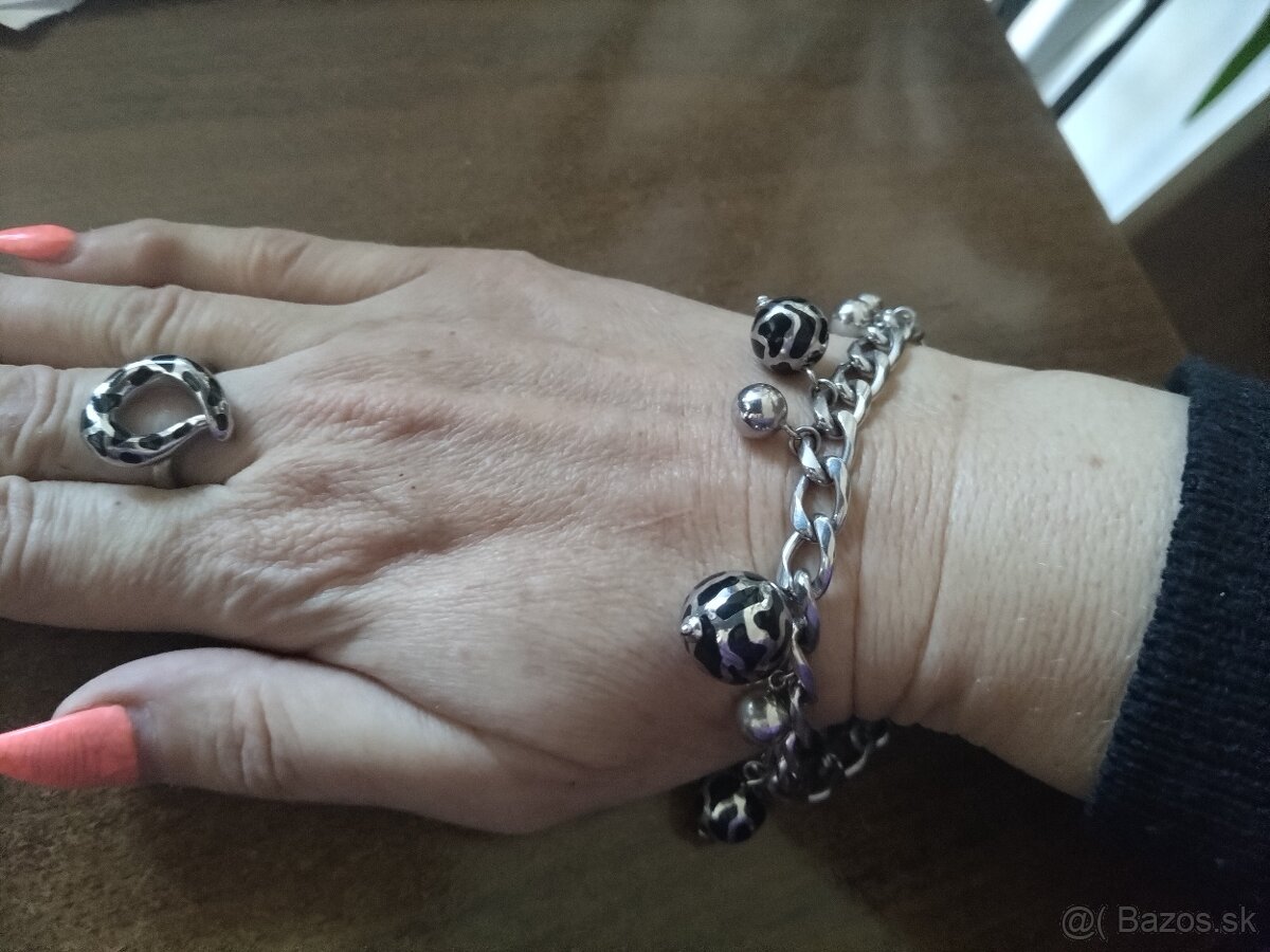 Náramok a prsteň - chirurgická oceľ