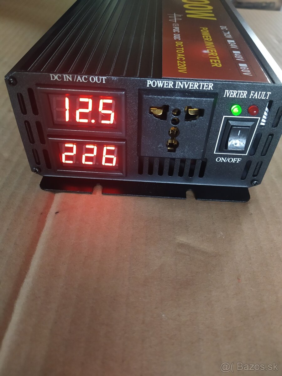 Menic napatia 12V / 230v