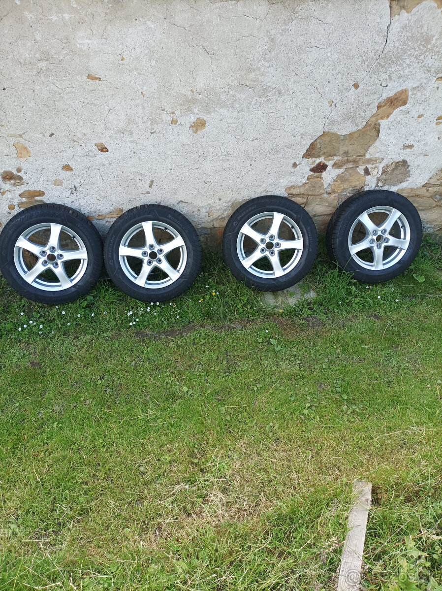 Zimné pneumatiky na diskoch 205/60/16 5x112