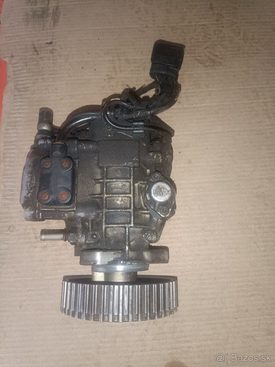 Predám rotačné vstrekovacie čerpadlo na vw 1.9tdi