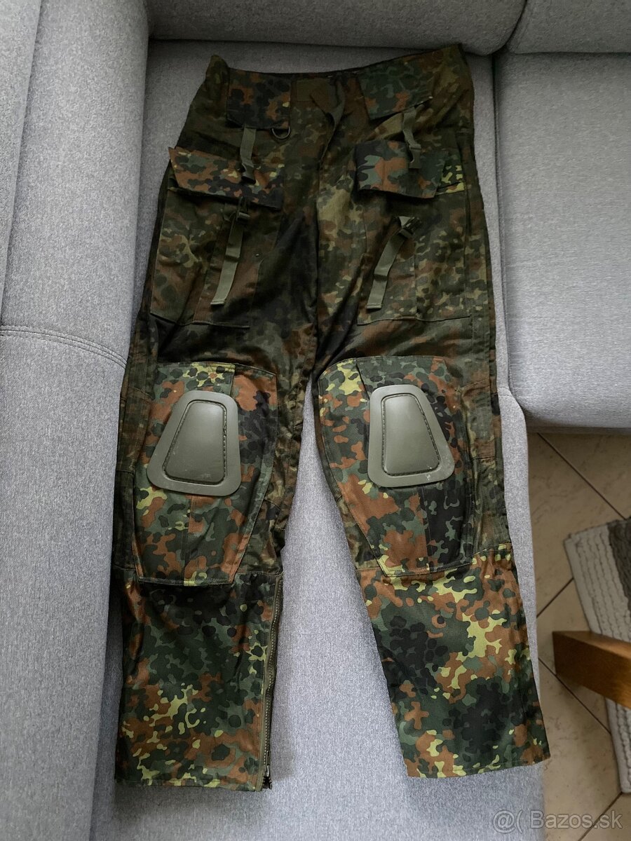 maskáče s chráničmi
