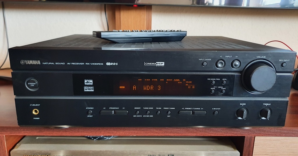 5.1 zosilňovač domáceho kina YAMAHA RX-V430 TOP stav