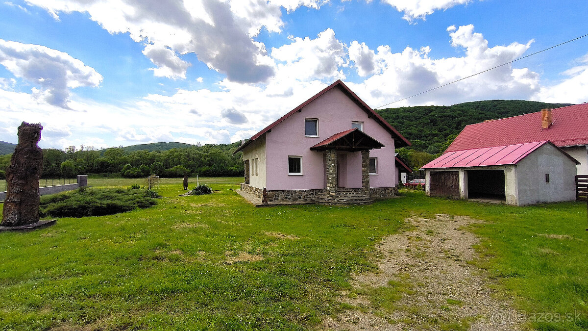 RODINNÝ DOM S POZEMKOM SNOV V CENTRE ČABÍN
