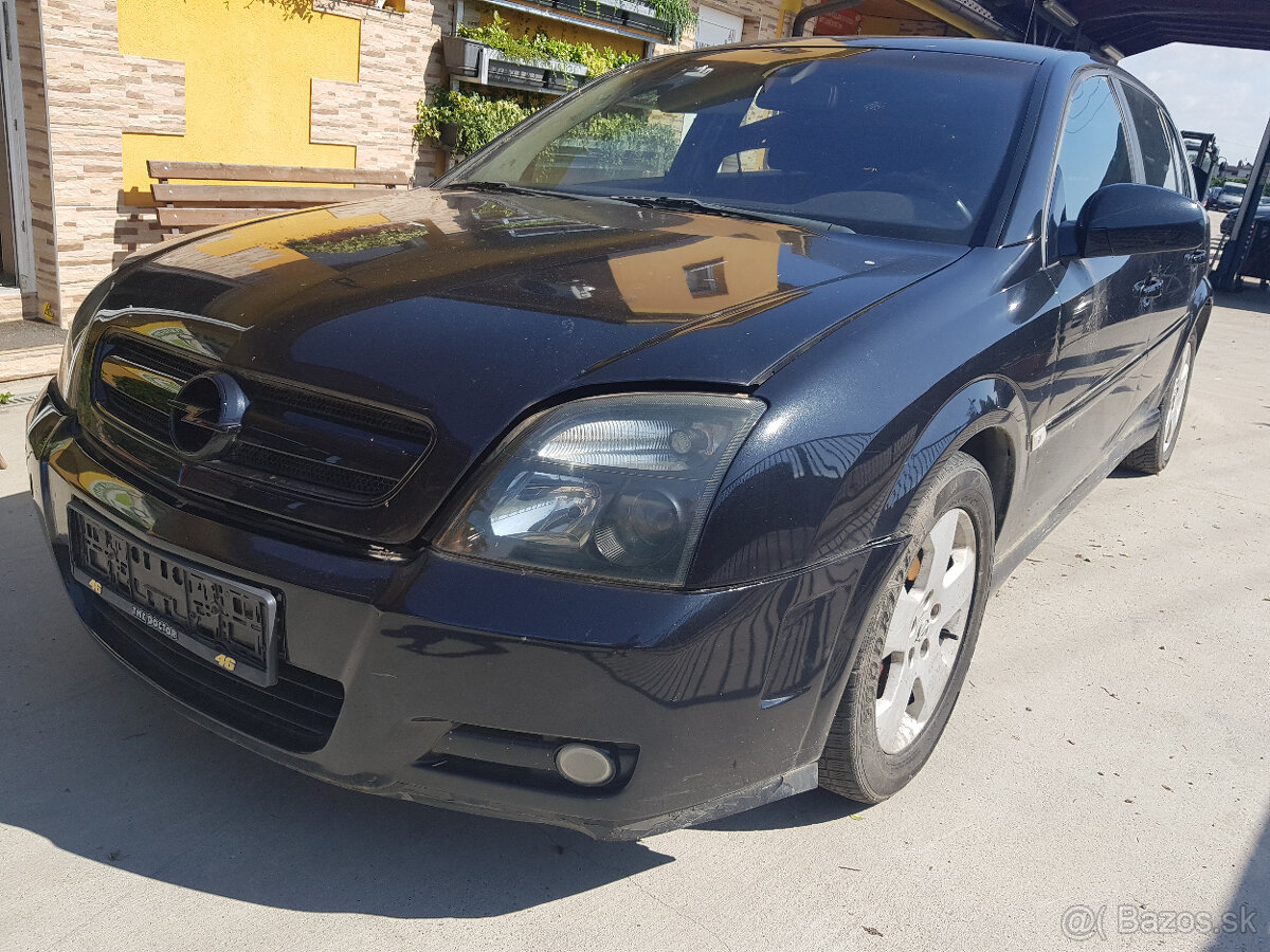 OPEL SIGNUM 2,6D 130KW RV.2003