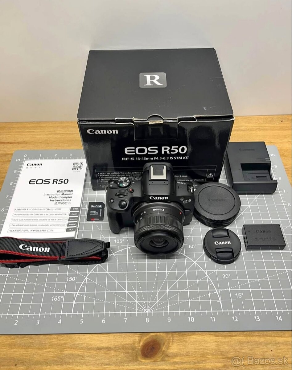 Canon R50