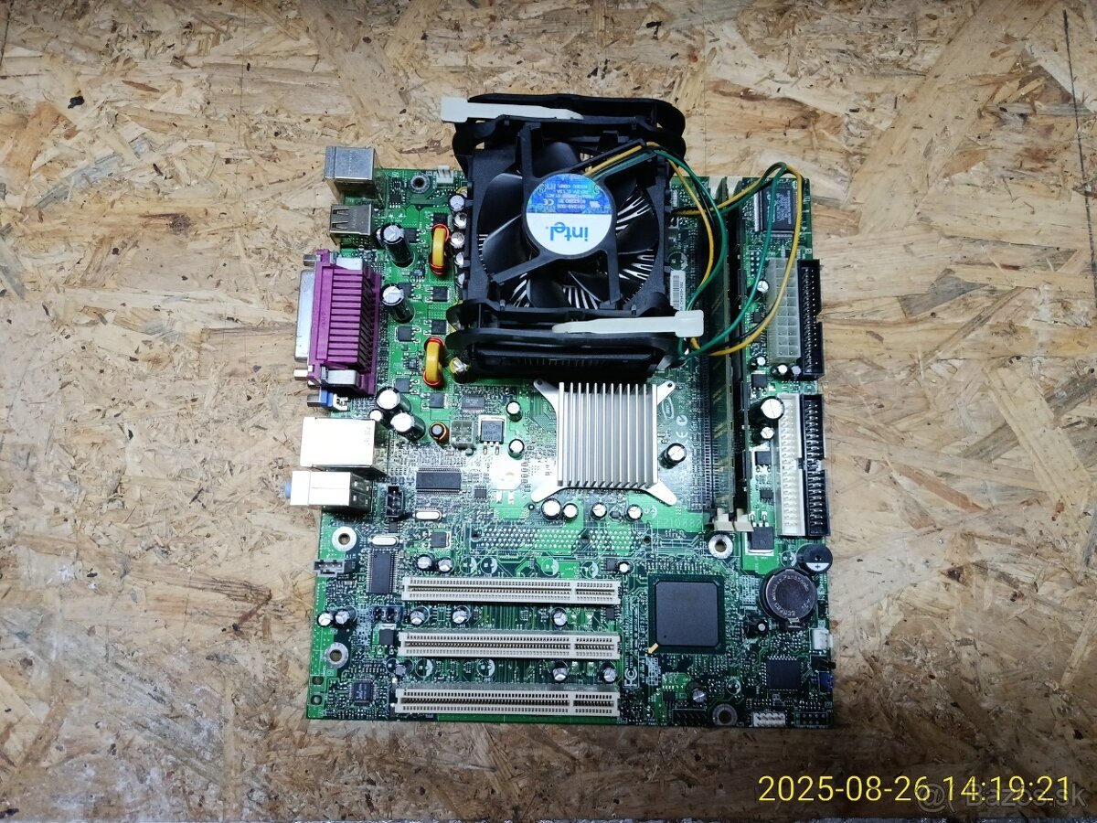 Ponúkam na predaj tuto zakladnú dosku...