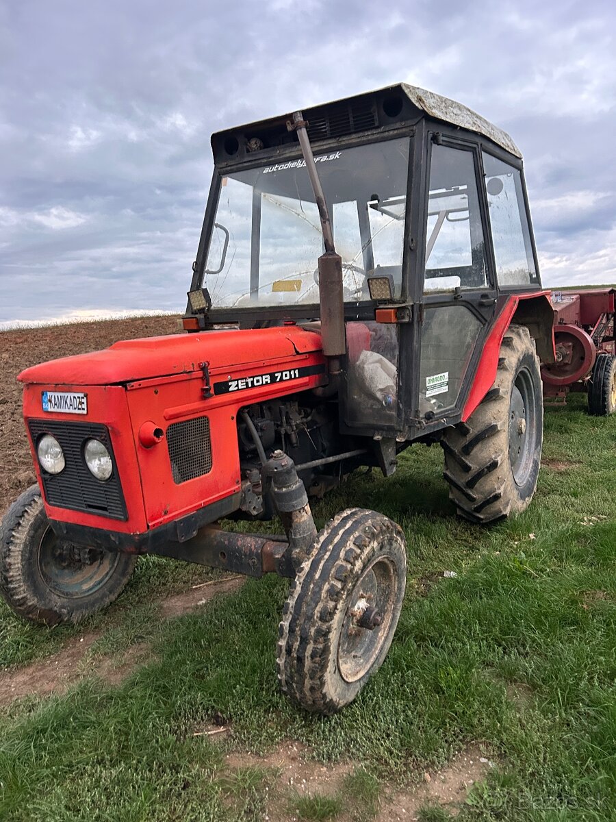 Zetor 7011
