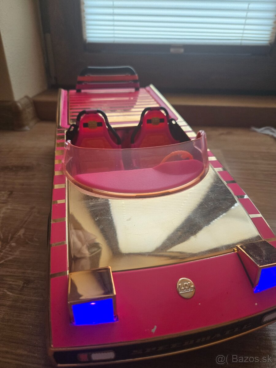 Auto pre babiky LOL SURPRISE AUTO SPEEDMATIC GLAMPER CAR