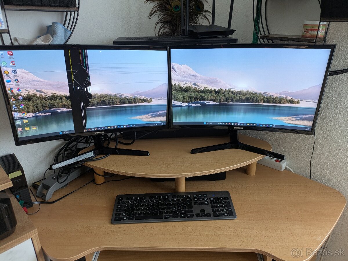 Samsung C24F396 - prasknuty display