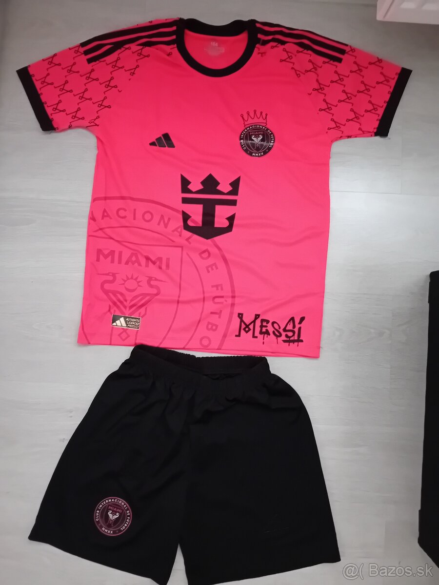 Nový futbalovy dres ADIDAS, veľkosť 164.