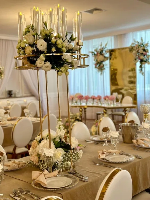 Svadobné a dekoračné doplnky – taniere, vázy, stojany, sviet