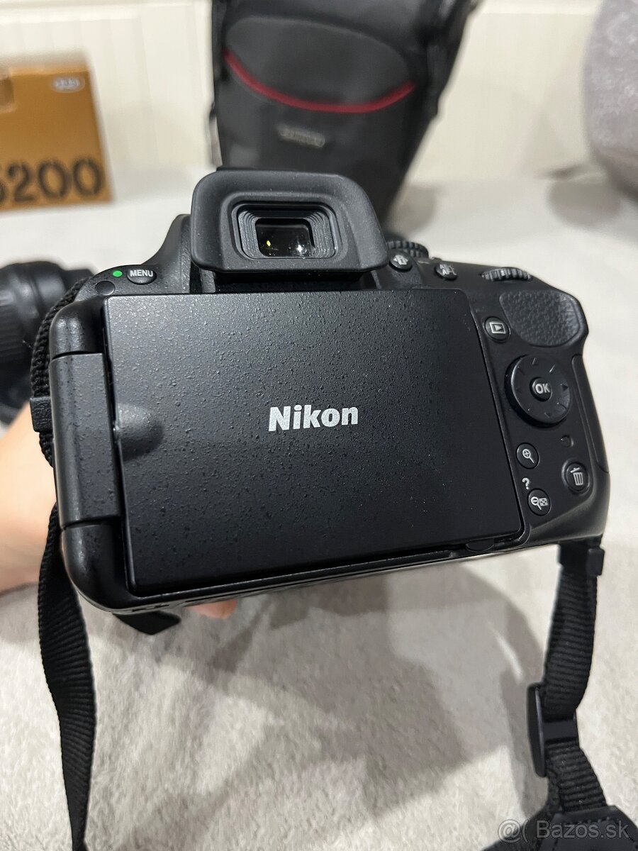 Nikon D5200