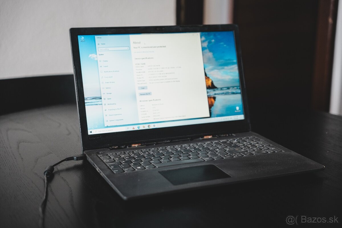 Predám notebook Lenovo V130-15IKB
