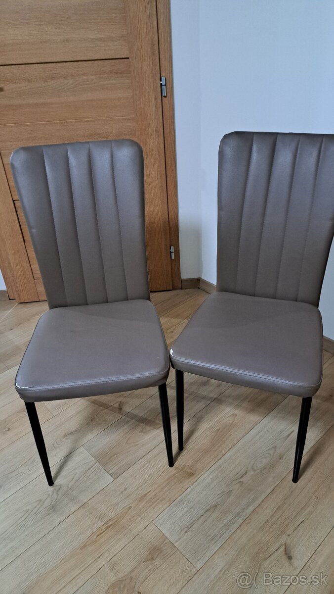 Kuchynské stoličky