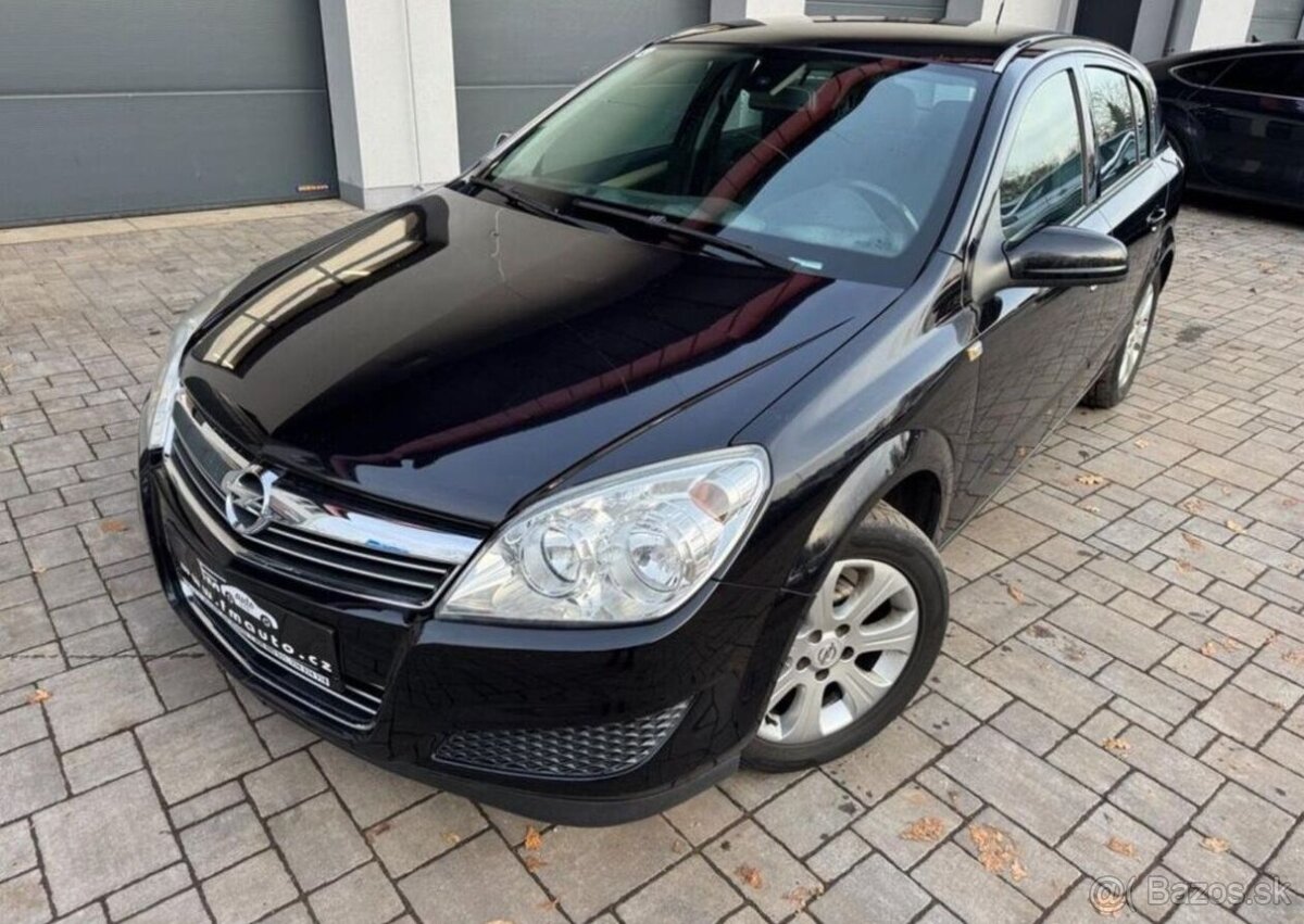 Opel Astra 1.6 16V benzín manuál 85 kw