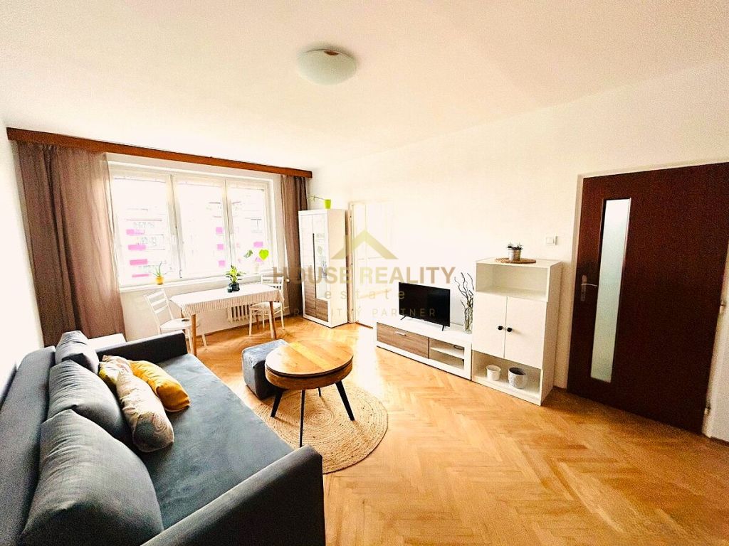 Prenájom pekný 2 izbový byt, Solivarská ulica, Bratislava II