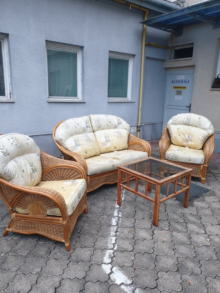 Ratanovy nabytok