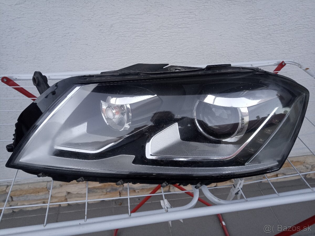 Svetlo Passat B7