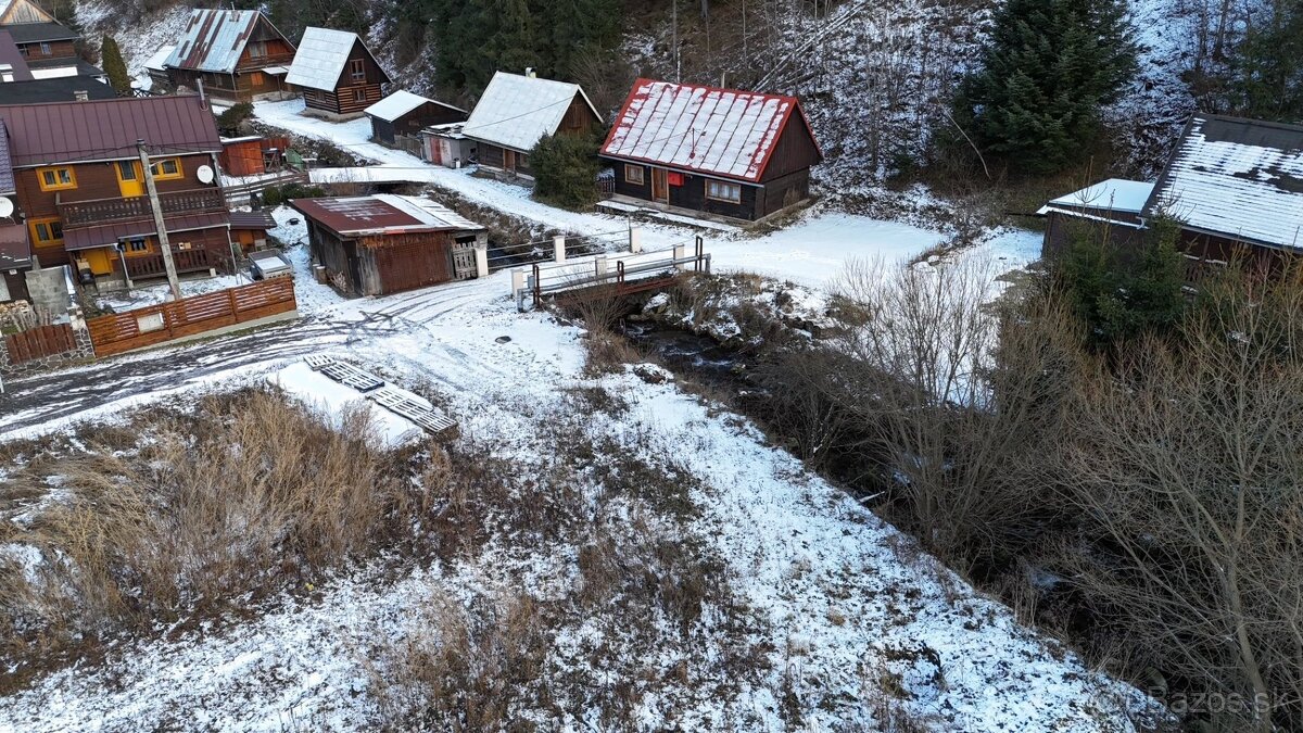 Pozemok na výstavbu pri potoku