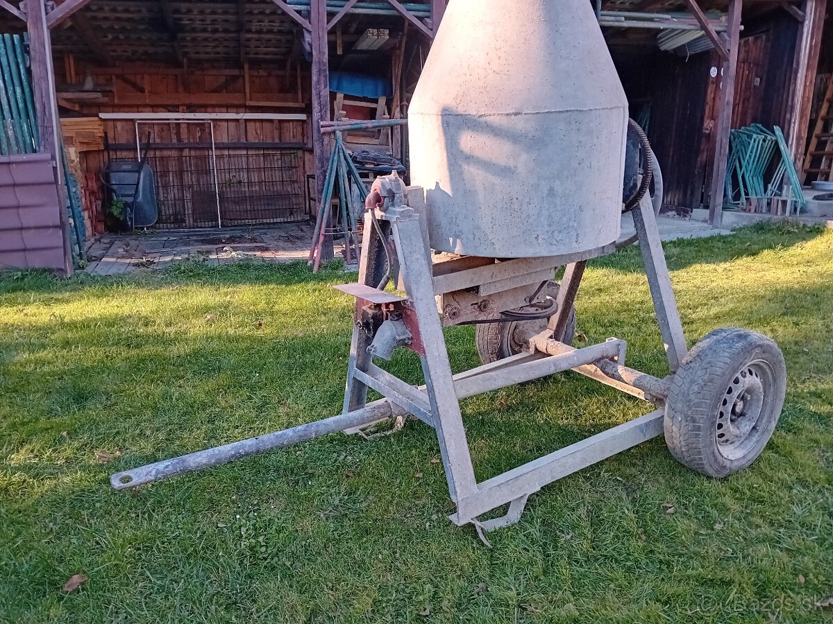 Stavebná miešačka