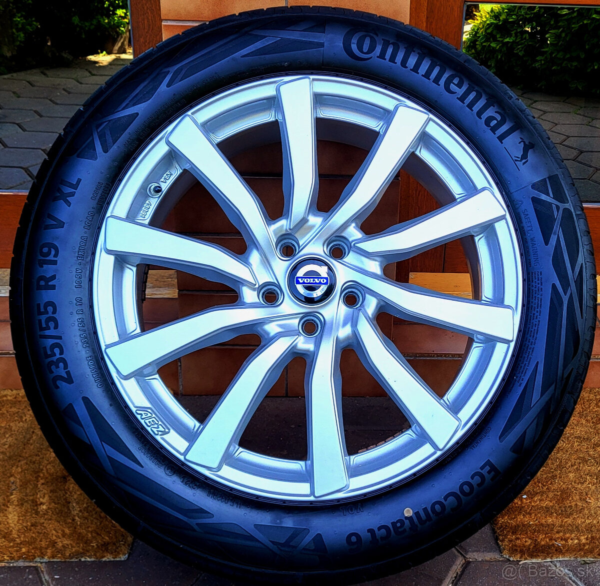 alu R19 5x108, senzory, letné pneu 235/55, Volvo XC90 /XC60