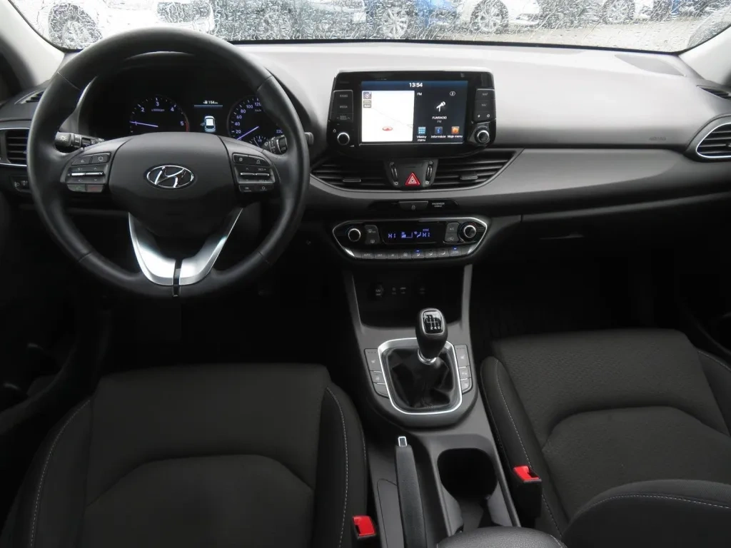 Predám Hyundai i30 family combi ODPOCET DPH