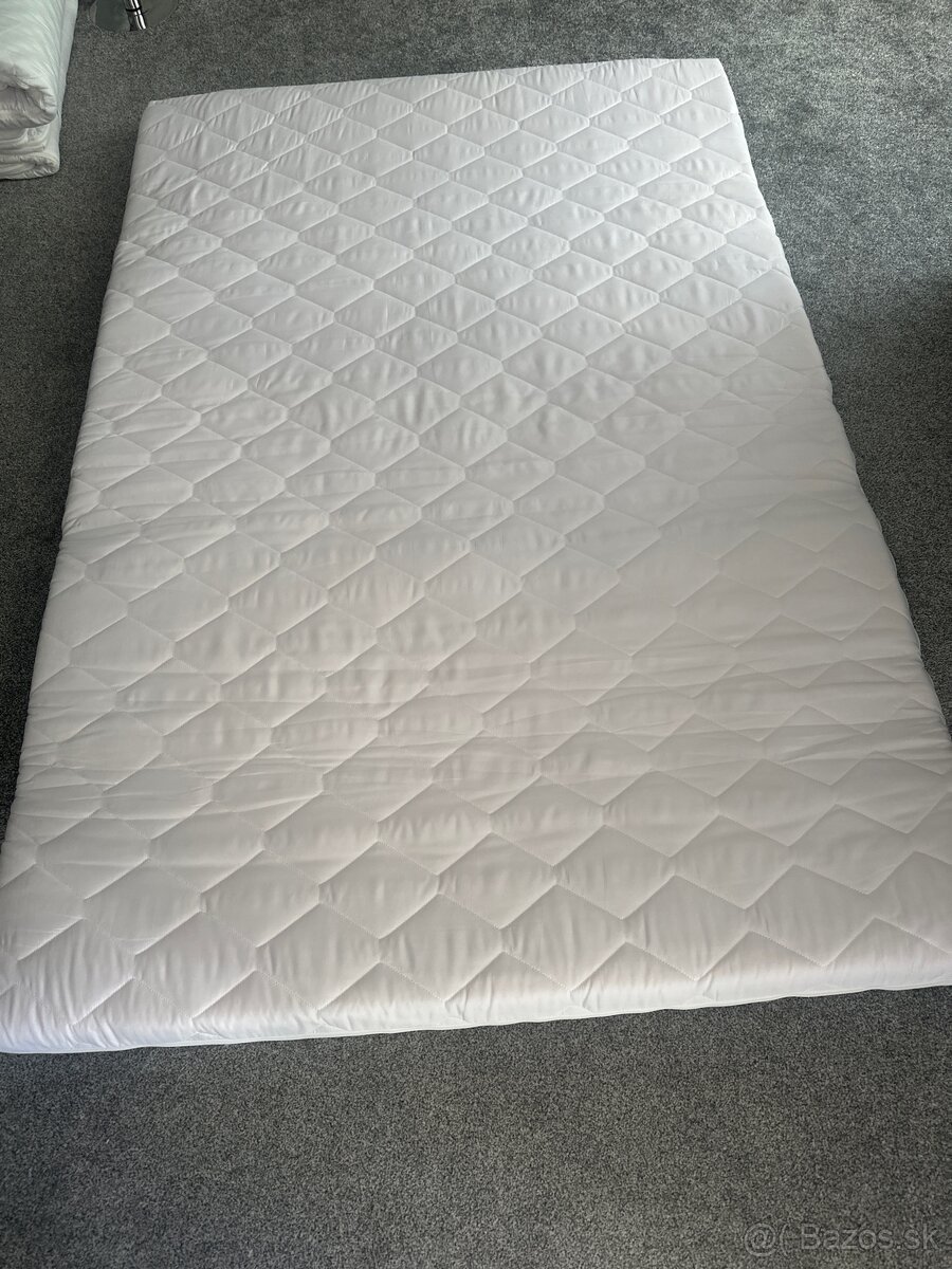Topper na matrac 130x200x7 cm