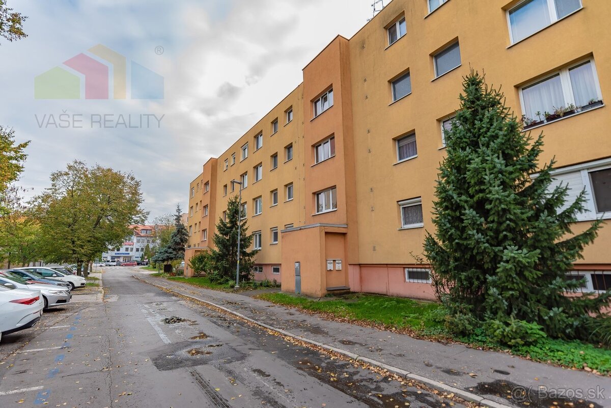 Na predaj krásny 4-izbový byt s balkónom, 85 m², Radničné ná