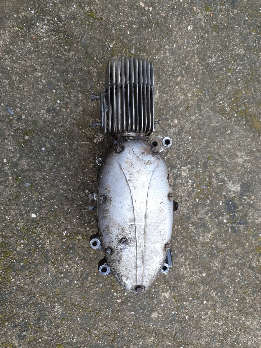 Motor na pionyra