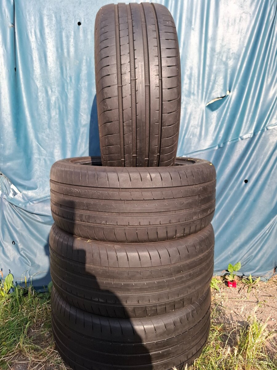 Ponúkame 4 letné pneumatiky Goodyear Eagle 245/45 R18
