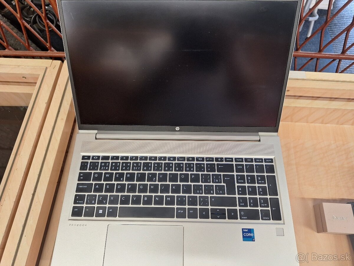 HP ProBook 450 G9 15,6" i7-1260P / 16 / 1TB / W10P