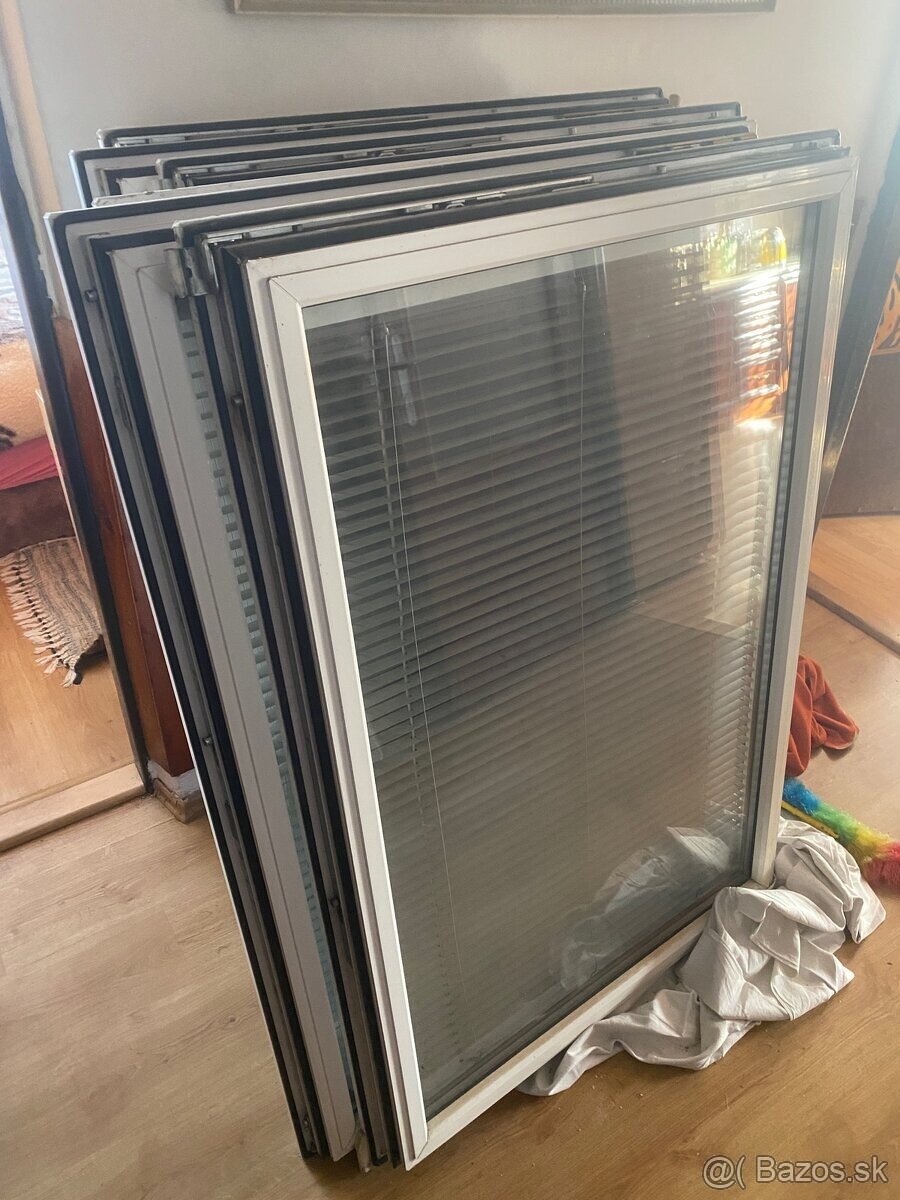 DARUJEM - Plastové okná - dvojsklo , zánovné