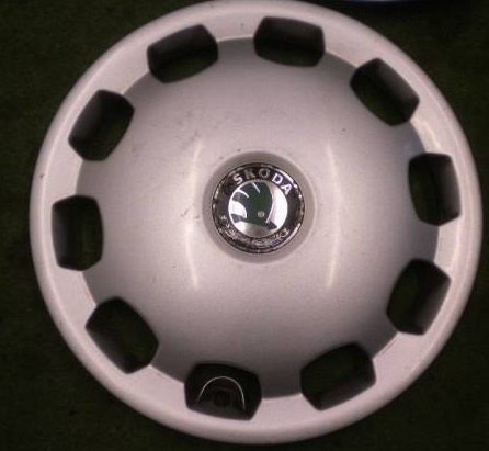 Puklica 14" - Škoda Octavia 1