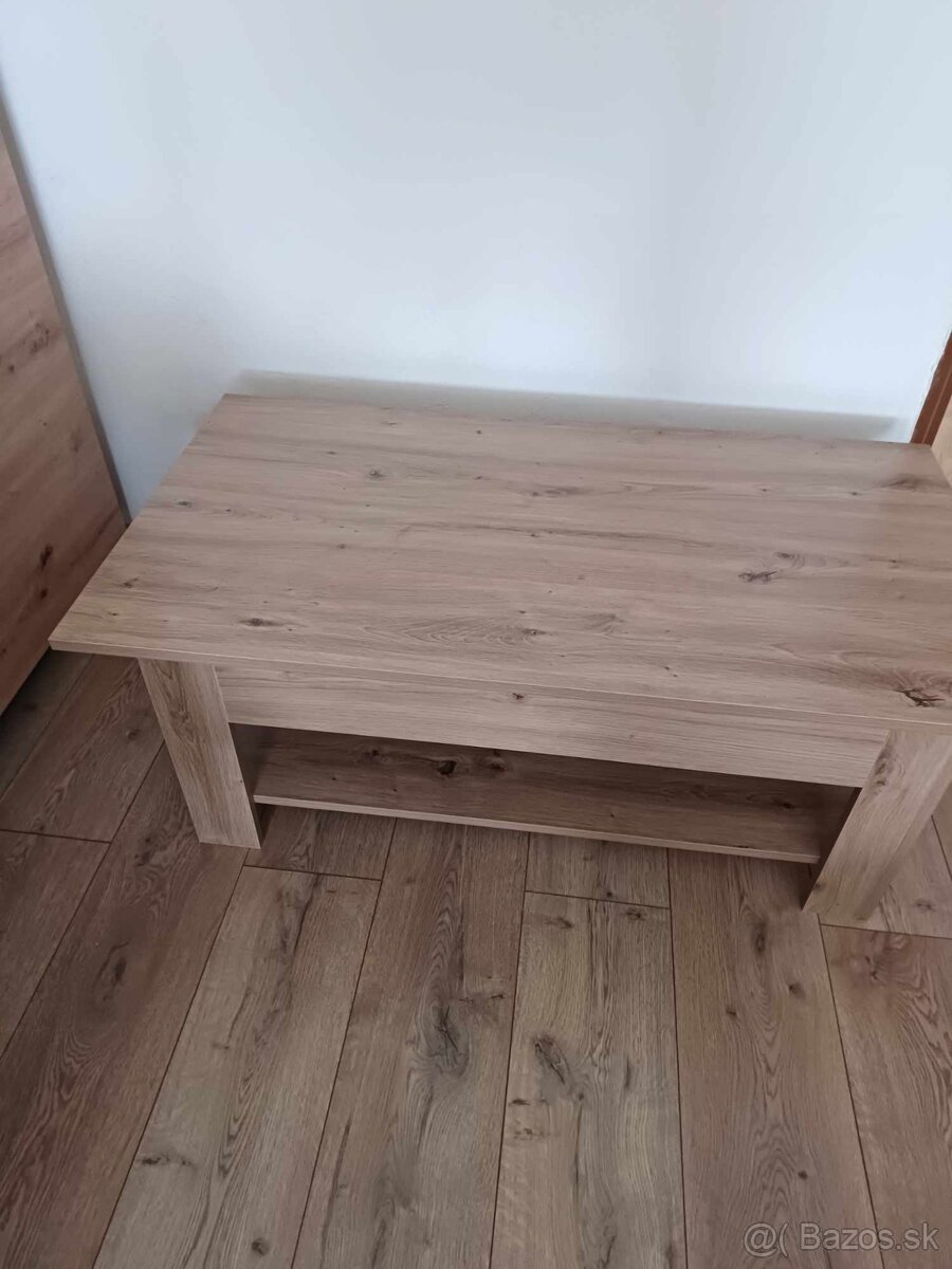 Konferenčný stolík