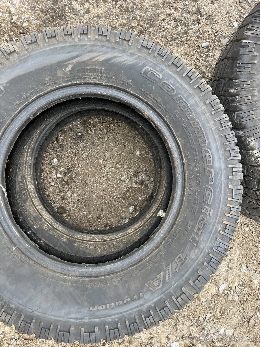 225/75 R16 zimné pneu. BF Goodrich Commercial