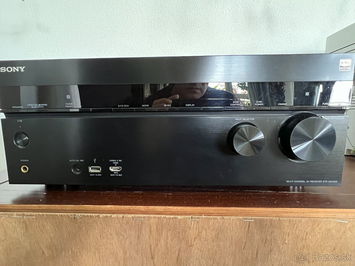 SONY STR-DN1050