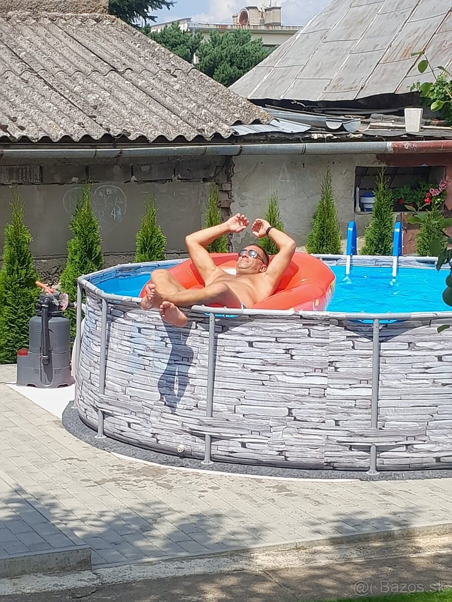 Bazén Azuro+ schody.