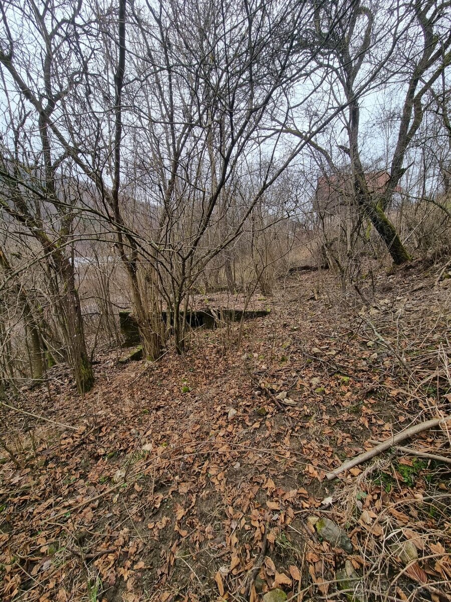 Pozemok na rekreáciu - Horná Maríková - 800m2