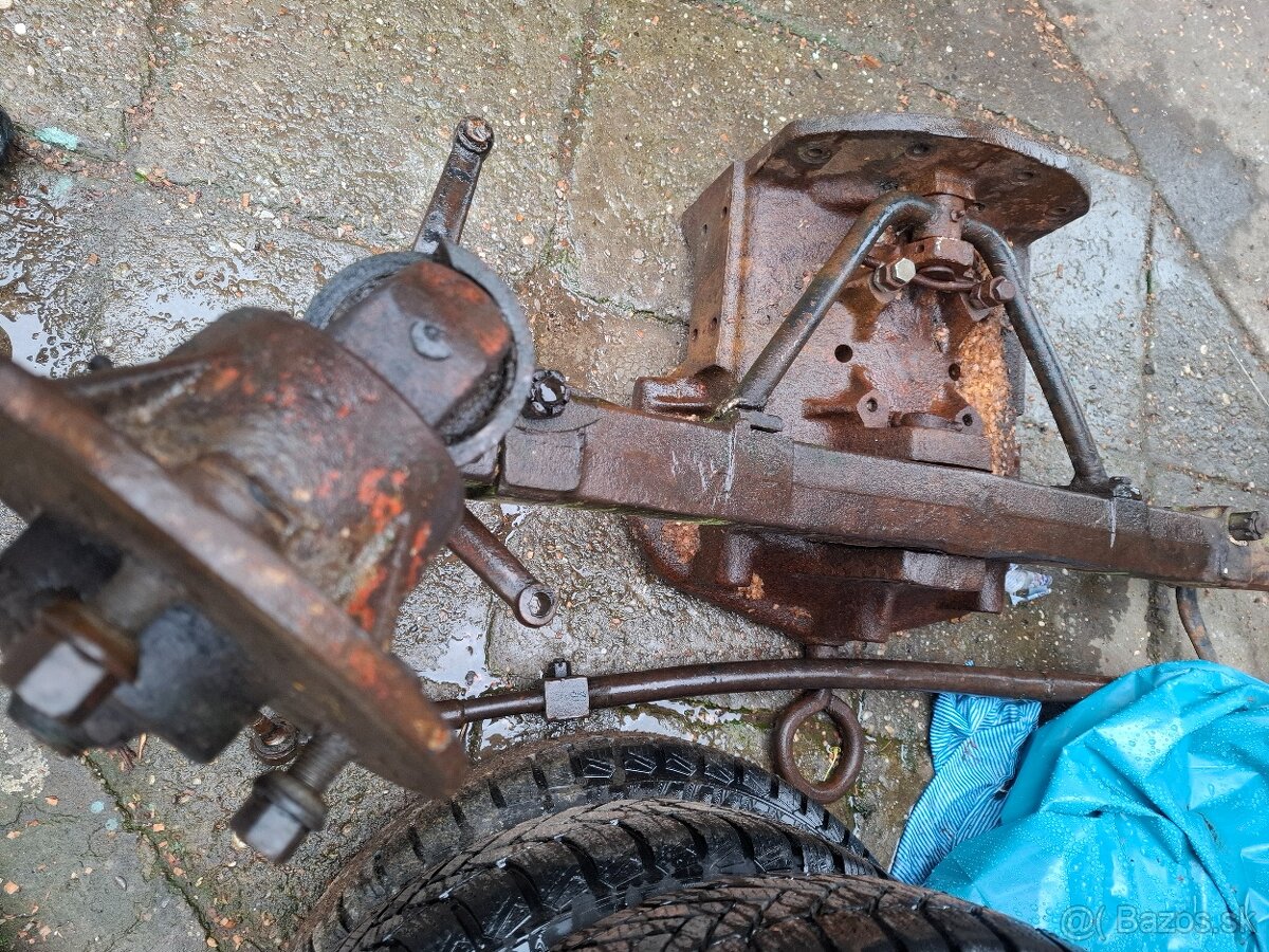 Diely zetor 25