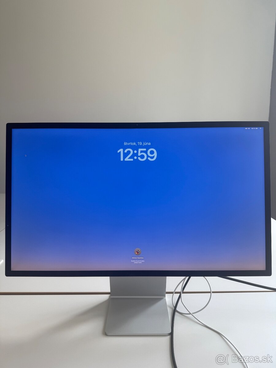 27" Apple Studio Display – Standard Glass