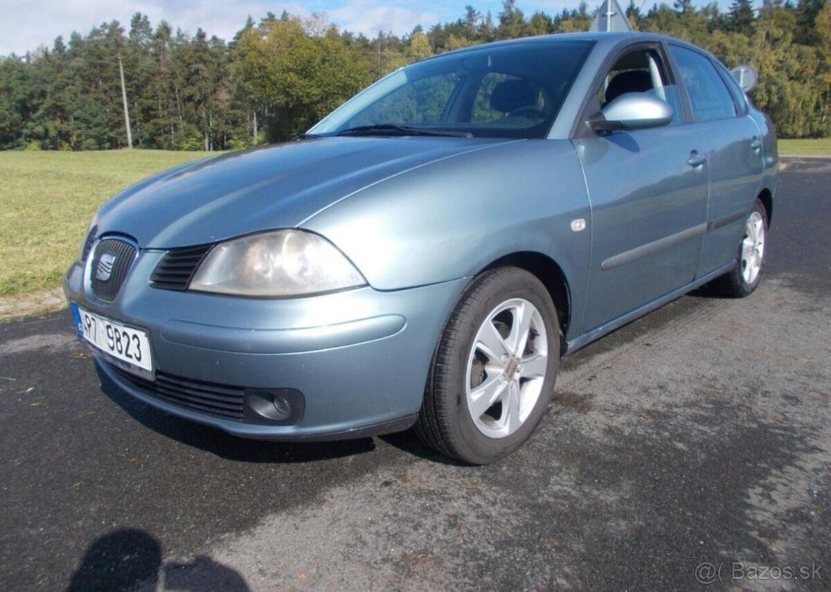 Seat Cordoba 1,4 63 kw klima benzín manuál 63 kw