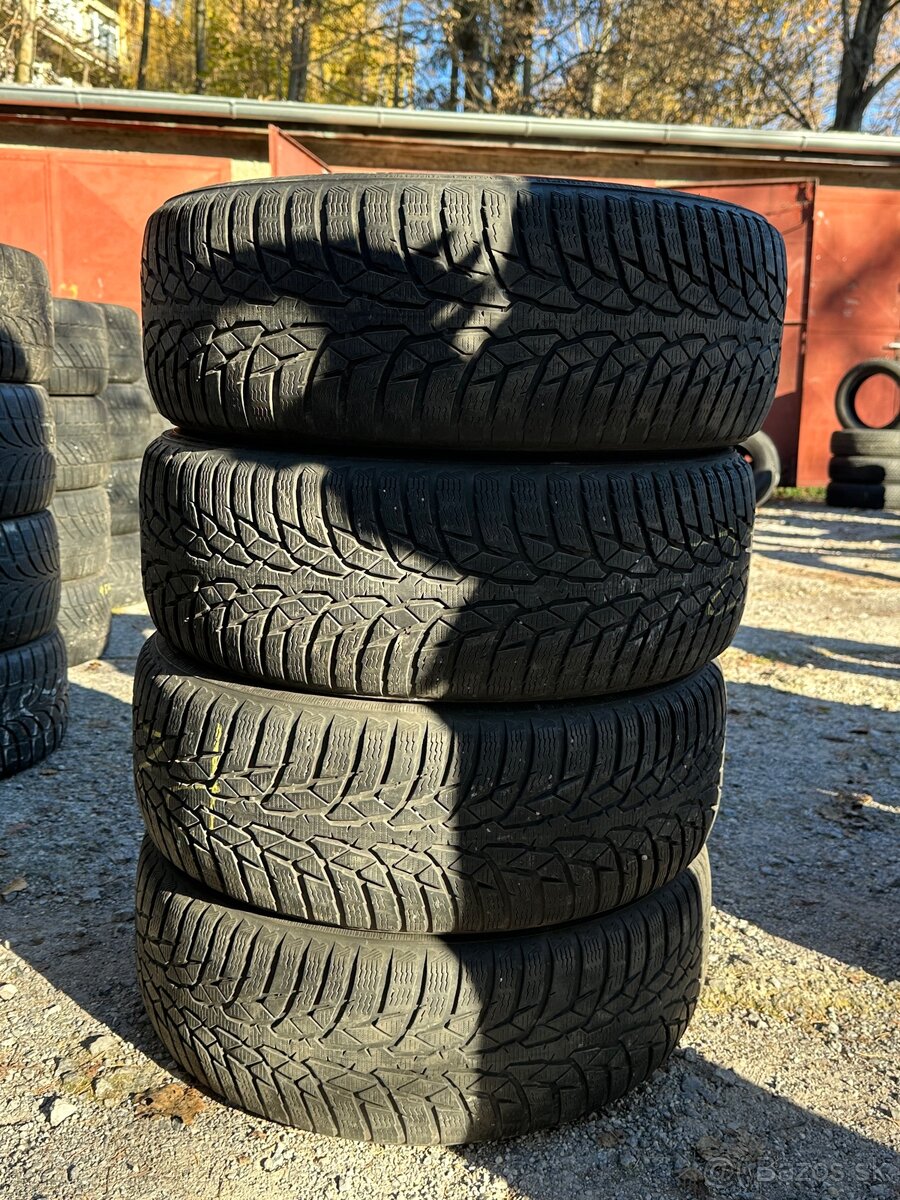 NOKIAN 215/60/R16 ZIMNÉ