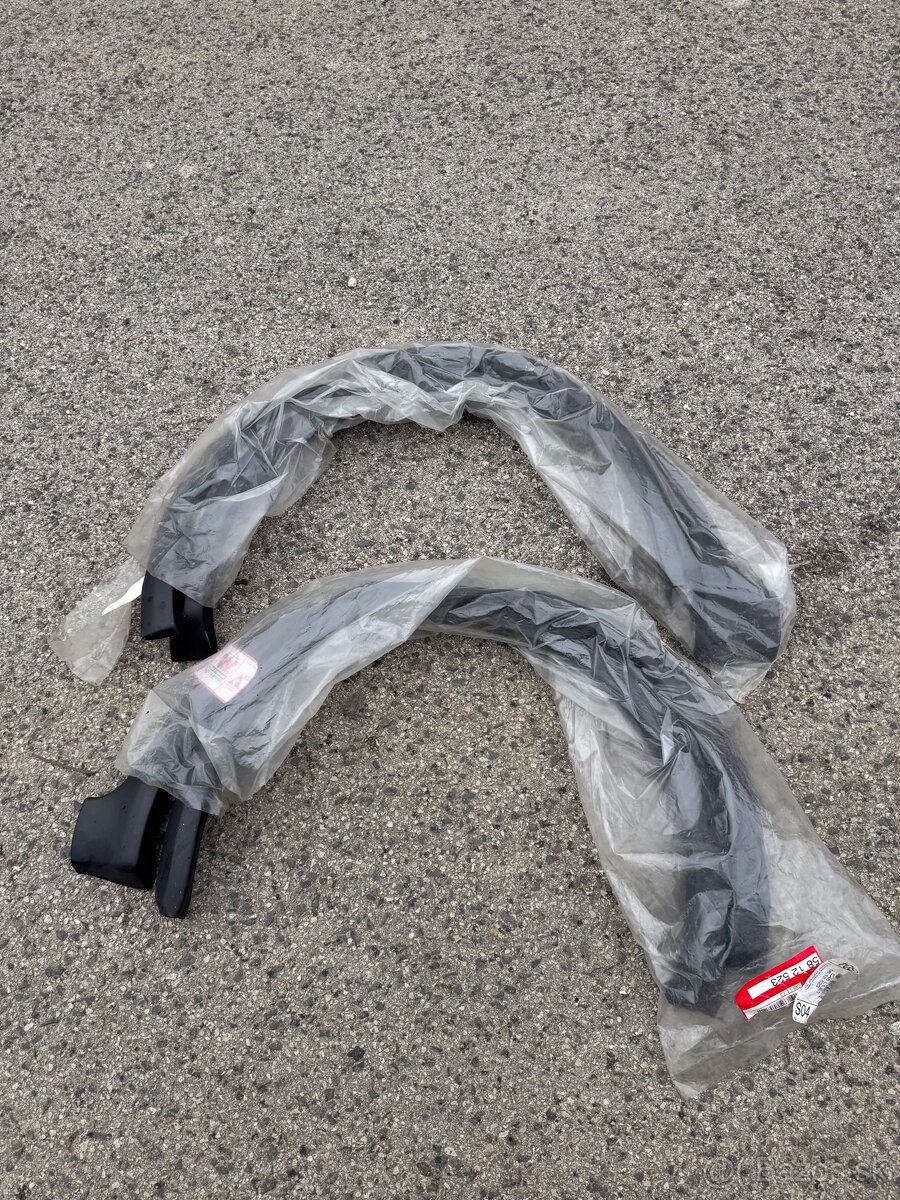 Volkswagen golf Mk2 plastové lemy blatníkov