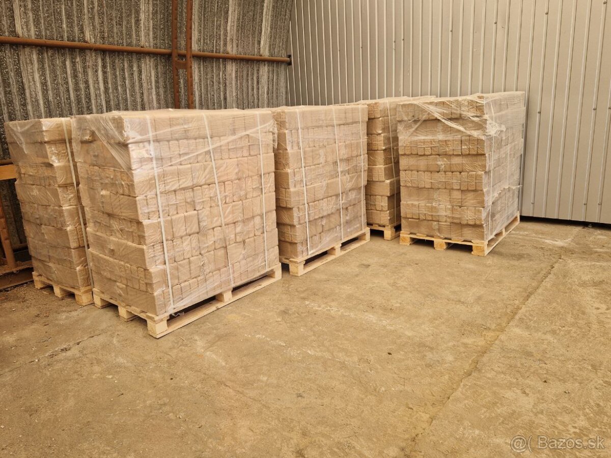 RUF brikety bukové – lisované bez prímesí