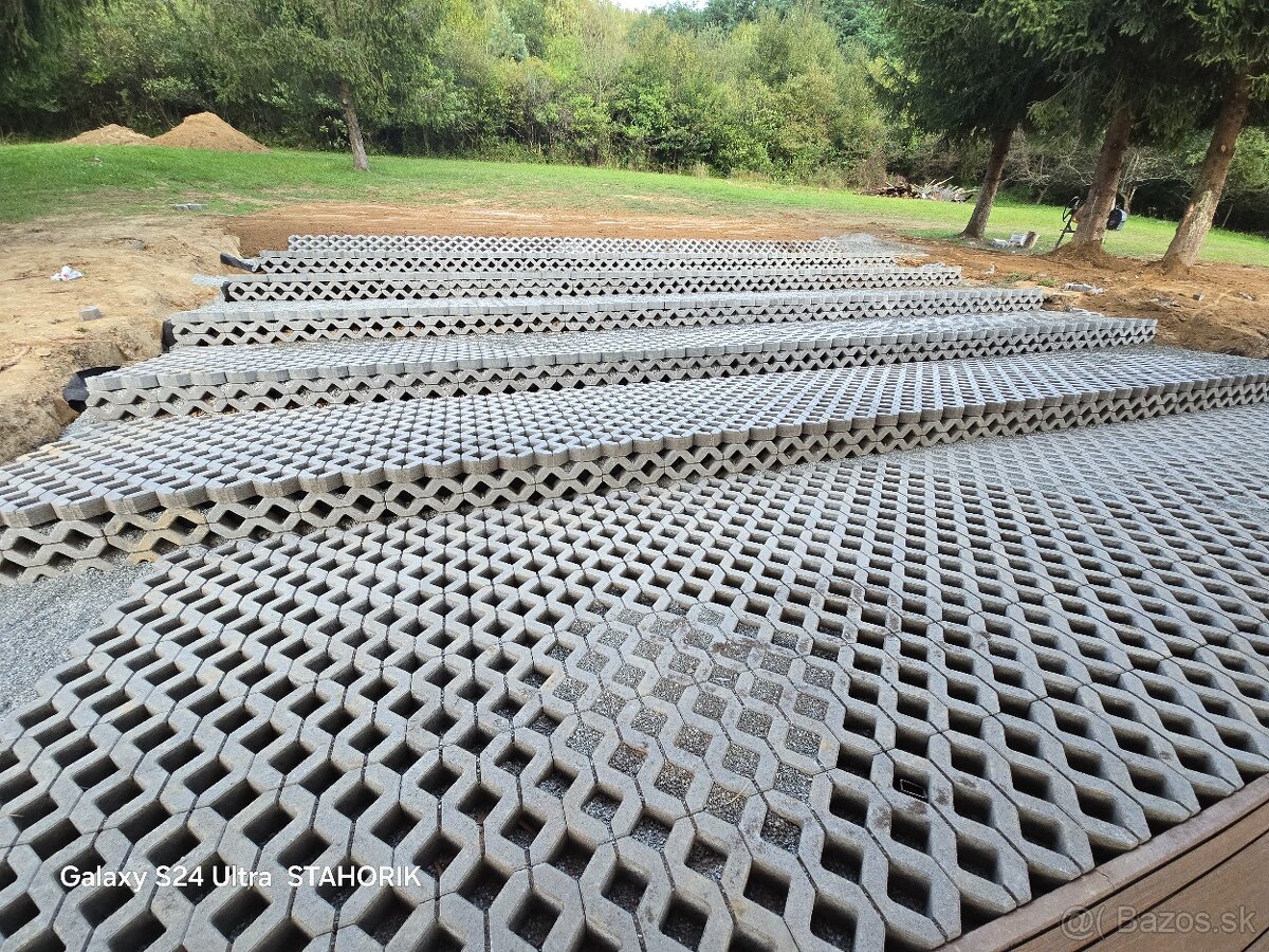 Zamkove dlažby...STAVEBNÉ PRÁCE