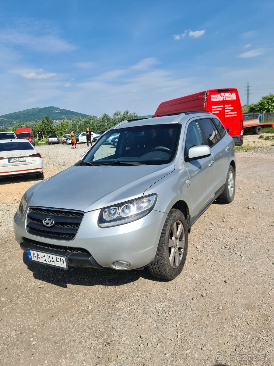 HYUNDAI SANTAFE-POKAZENÝ MOTOR