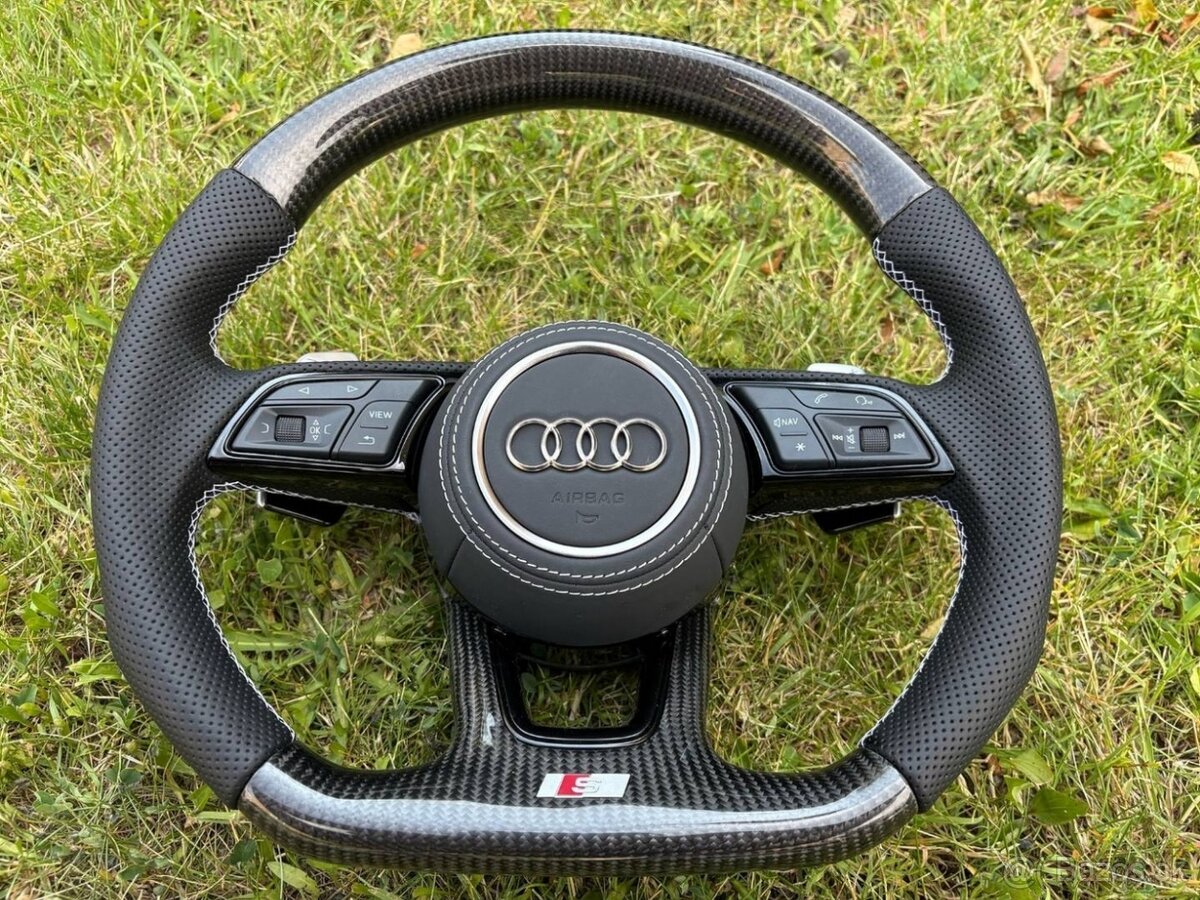 AUDI KARBON ŠPORTOVÝ ZKOSENY VOLANT