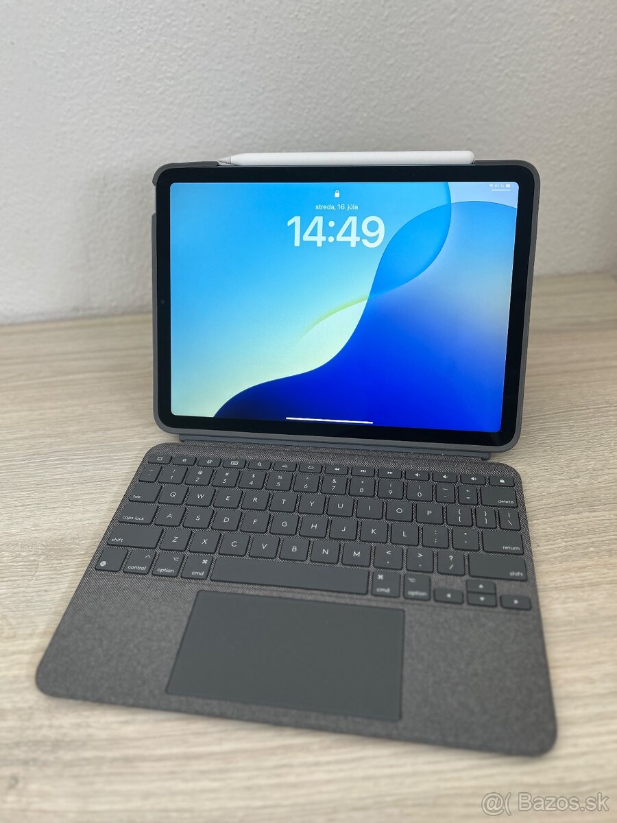Ipad 5th Gen 2022 64gb Cellular + Logitech Combo Touch Case